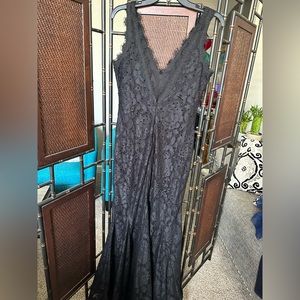 Beautiful Betsy and Adam lace dress with black beading! Sz 12p